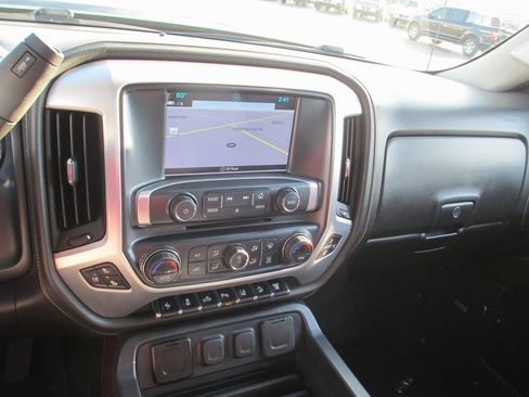 Used 2019 GMC Sierra 3500 SLT w/ Duramax Plus Package image 27