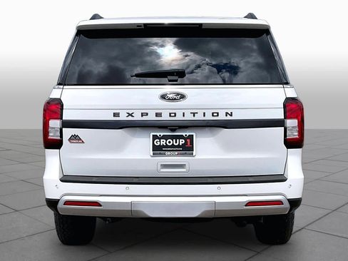 Used 2024 Ford Expedition Timberline image 5
