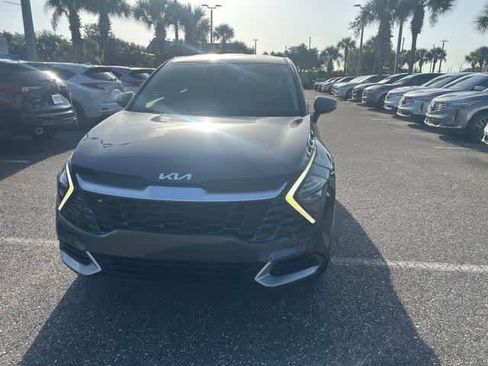 Used 2023 Kia Sportage EX FWD image 5