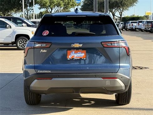 New 2026 Chevrolet Equinox LT image 5