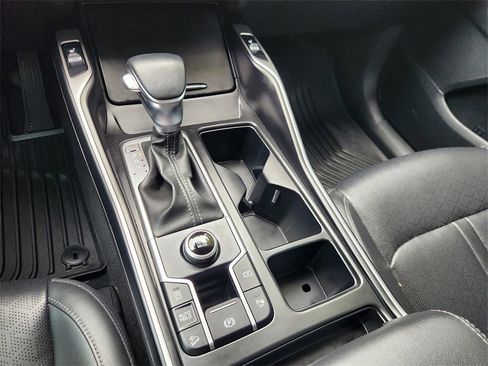 Used 2023 Kia Sorento EX image 18