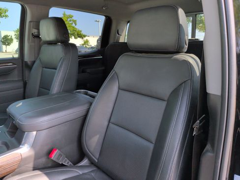 Used 2025 GMC Sierra 1500 Elevation w/ Preferred Package AWD/4WD image 27