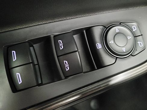 Used 2021 GMC Acadia SLT FWD image 27