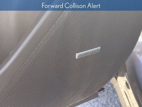 Certified 2023 Subaru Forester Touring image 19