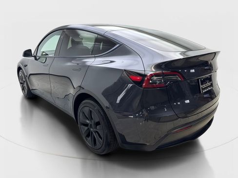Used 2025 Tesla Model Y Long Range AWD/4WD image 9