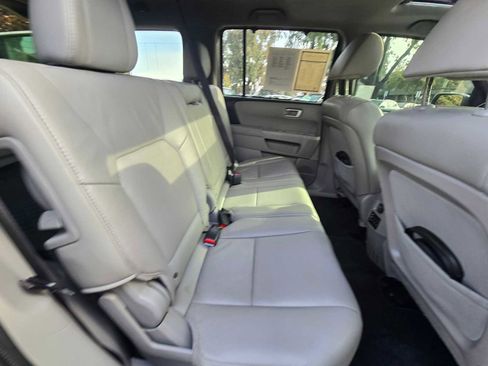 Used 2015 Honda Pilot Touring image 14