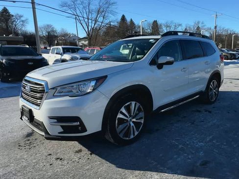 Used 2022 Subaru Ascent Limited w/ Technology Package image 4