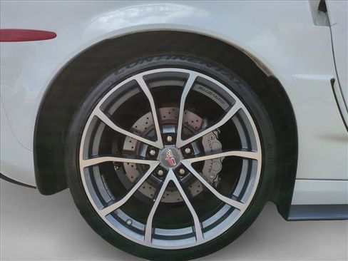 Used 2013 Chevrolet Corvette 427 w/ 1SC Preferred Equipment Group image 20