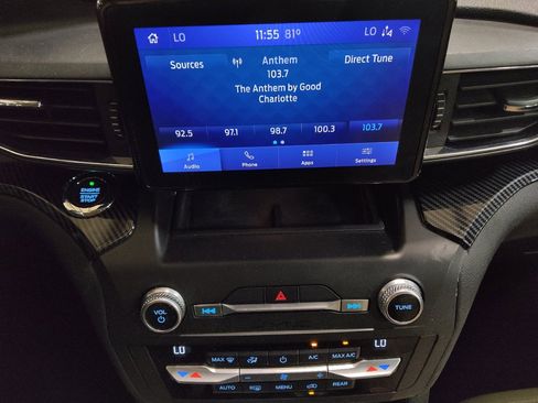 Used 2020 Ford Explorer XLT w/ Equipment Group 202A RWD image 25
