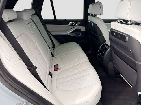 Certified 2024 BMW X5 M60i w/ Executive Package AWD/4WD image 21