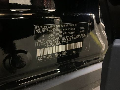 New 2025 Toyota RAV4 XLE image 34