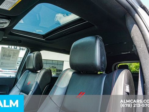 Used 2024 Dodge Durango GT image 19