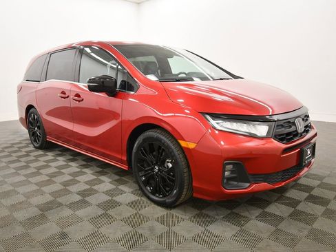 Certified 2025 Honda Odyssey Sport-L image 9