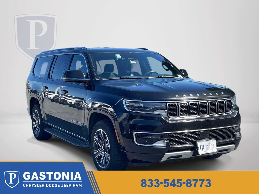 Certified 2024 Jeep Wagoneer L Series II w/ Flexible Seating Group AWD/4WD image 1