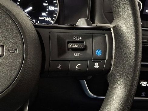 Used 2023 Nissan Rogue SV AWD/4WD image 20