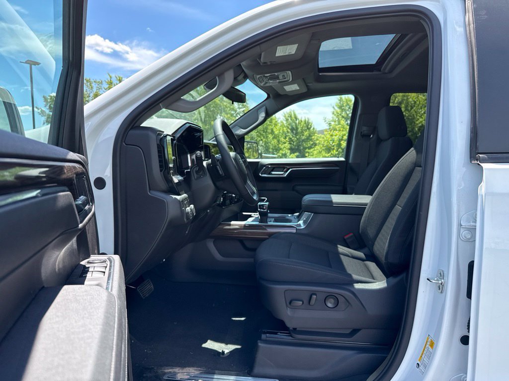 New 2026 Chevrolet Silverado 1500 RST w/ Safety Package AWD/4WD image 23