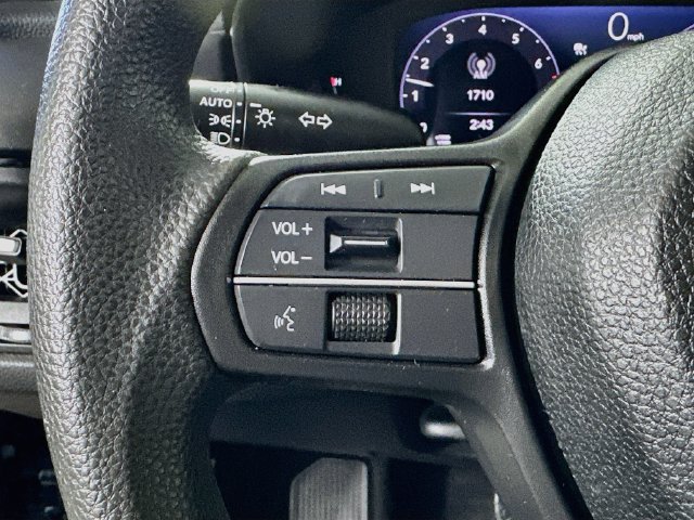 Used 2024 Honda Accord EX image 9