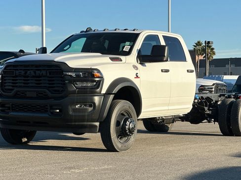 New 2026 RAM 4500 Tradesman AWD/4WD image 9