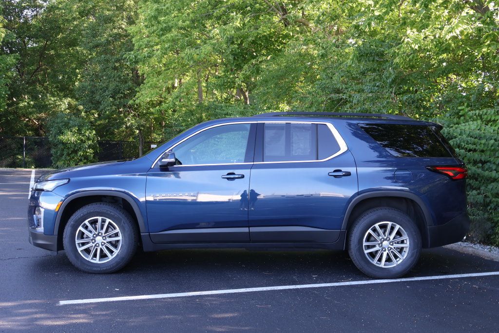 Certified 2023 Chevrolet Traverse LT FWD image 4