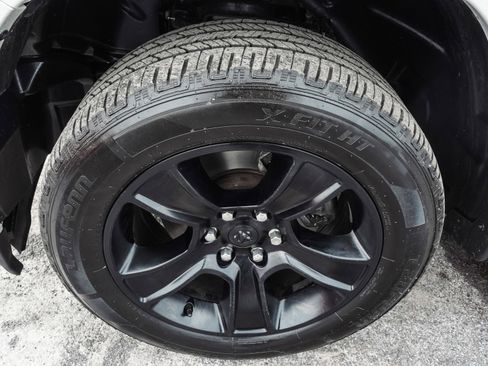 Used 2021 RAM 1500 Big Horn image 8