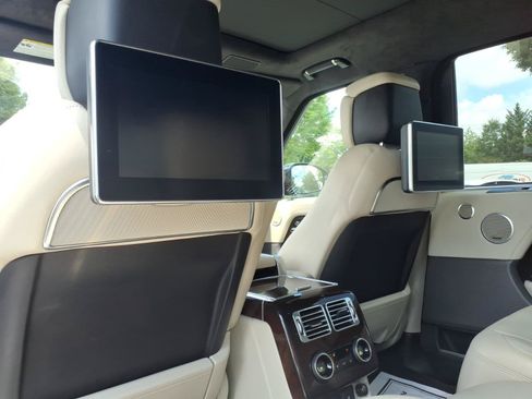Used 2020 Land Rover Range Rover Long Wheelbase Autobiography AWD/4WD image 21