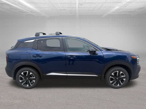 New 2026 Nissan Kicks SV w/ Cold Weather Package AWD/4WD image 7