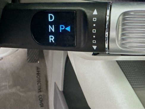 Used 2023 Hyundai Ioniq 6 SEL image 21