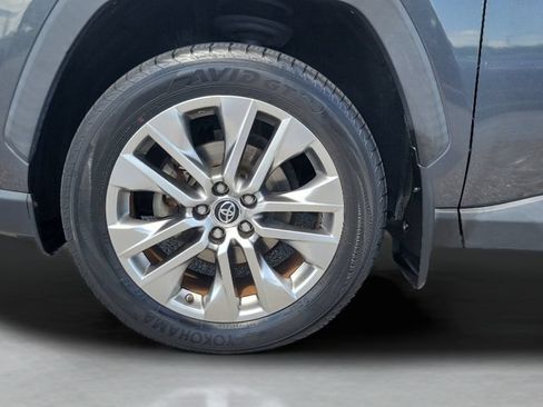 Used 2019 Toyota RAV4 Limited w/ Cold Weather Package FWD image 26