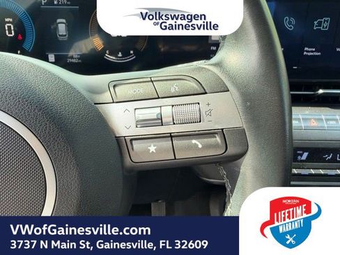 Used 2025 Hyundai Kona SEL AWD/4WD image 23