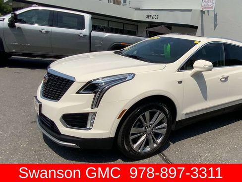 Certified 2024 Cadillac XT5 Premium Luxury AWD/4WD image 4