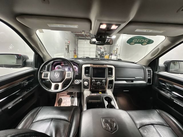 Used 2019 RAM 1500 Laramie w/ Convenience Group AWD/4WD image 21
