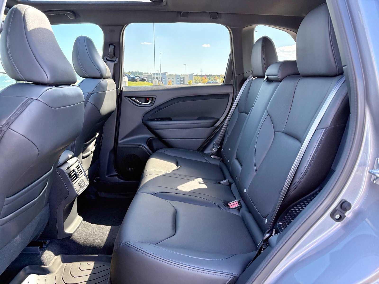 New 2026 Subaru Forester Limited AWD/4WD image 32