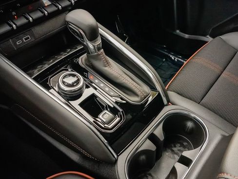 New 2026 GMC Canyon AT4 AWD/4WD image 14