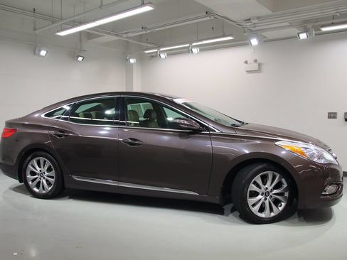 Used 2014 Hyundai Azera FWD image 11