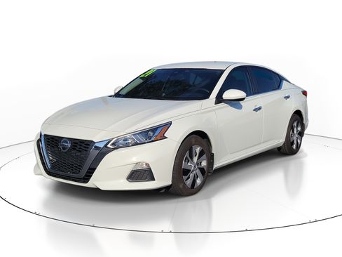 Used 2021 Nissan Altima 2.5 S FWD image 4