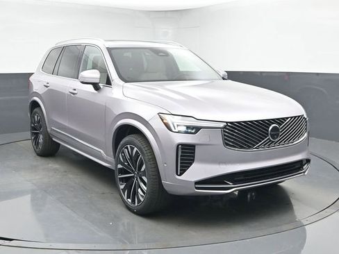 New 2026 Volvo XC90 B6 Plus w/ Protection Package Premier image 6