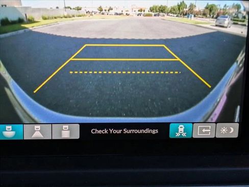 New 2025 Honda Pilot Touring image 13