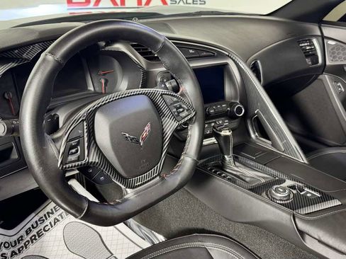 Used 2018 Chevrolet Corvette Grand Sport w/ Carbon Flash Badge Package RWD image 17