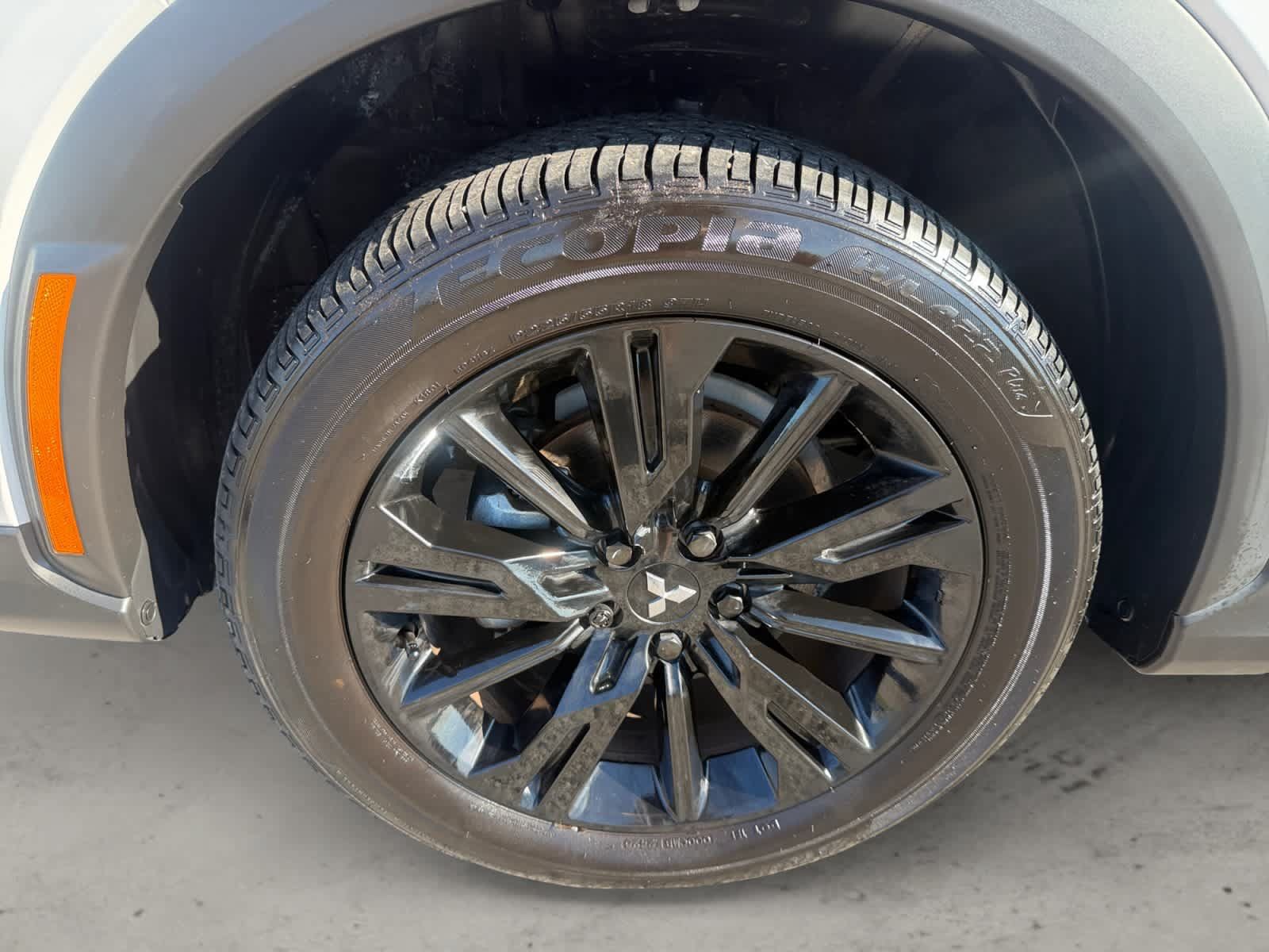 Used 2025 Mitsubishi Eclipse Cross AWD image 10
