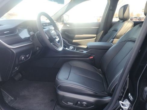 New 2026 Jeep Grand Cherokee Limited image 24