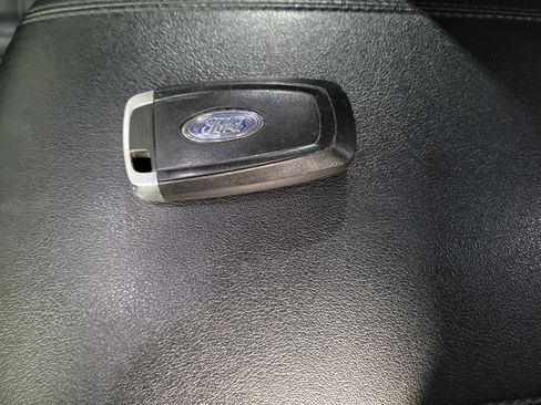 Used 2017 Ford Edge SEL w/ Equipment Group 201A image 32