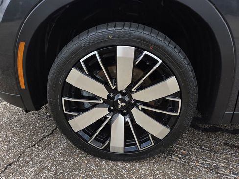 Used 2025 Mitsubishi Outlander SE FWD image 36