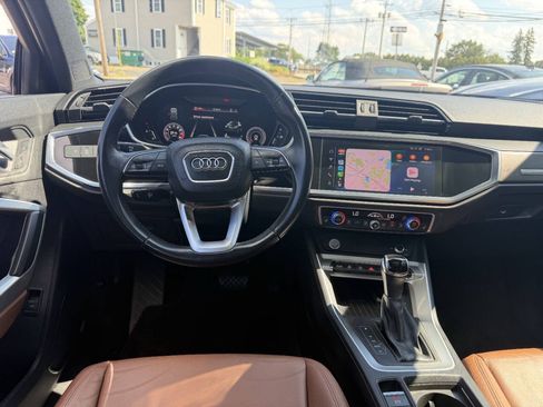 Used 2019 Audi Q3 2.0T Premium Plus w/ Premium Plus Package AWD/4WD image 22