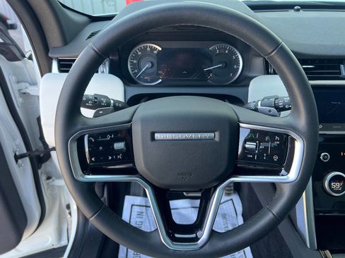 Used 2023 Land Rover Discovery Sport SE R-Dynamic AWD/4WD image 9