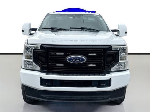 Used 2020 Ford F350 Lariat w/ Lariat Ultimate Package image 2