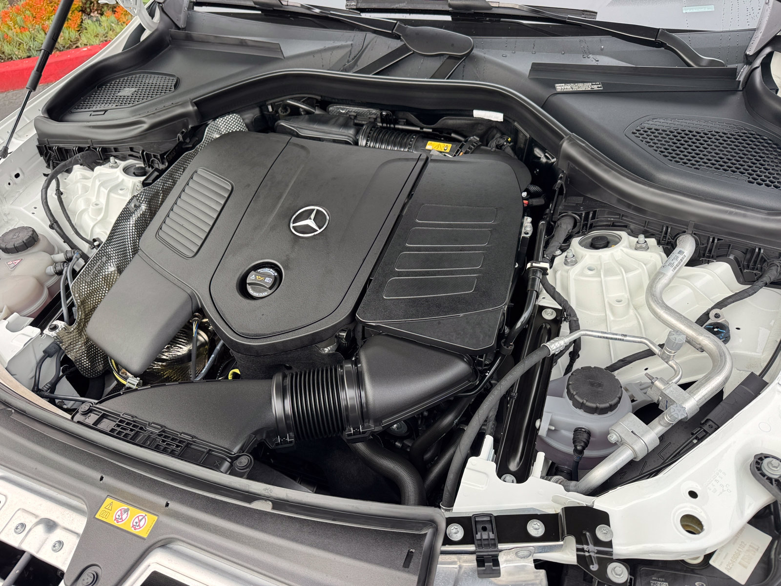 Used 2026 Mercedes-Benz GLC 300 4MATIC image 6