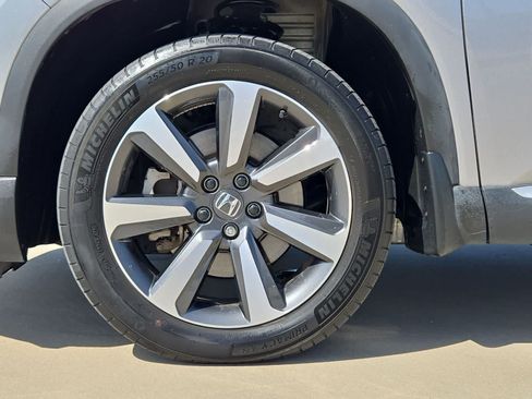 Used 2023 Honda Pilot Touring image 12