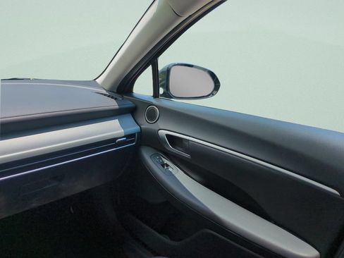 Certified 2025 Hyundai Sonata SEL FWD image 13