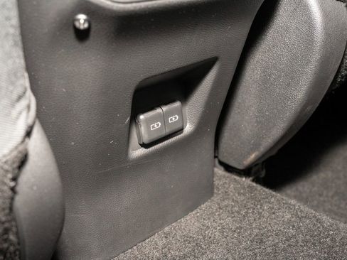 Used 2024 Toyota RAV4 XLE image 8