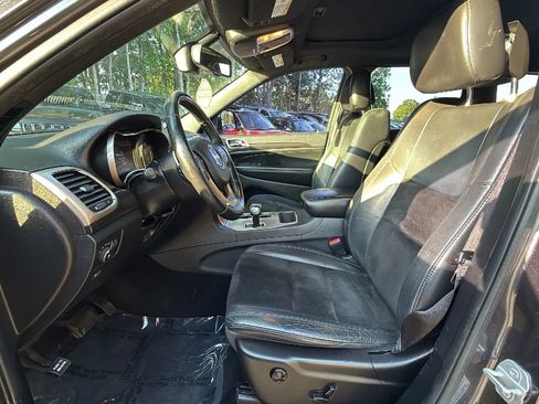 Used 2014 Jeep Grand Cherokee Altitude image 11